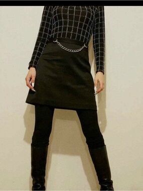 Milly Black A-Line Mini Skirt with Silver Chain Accent